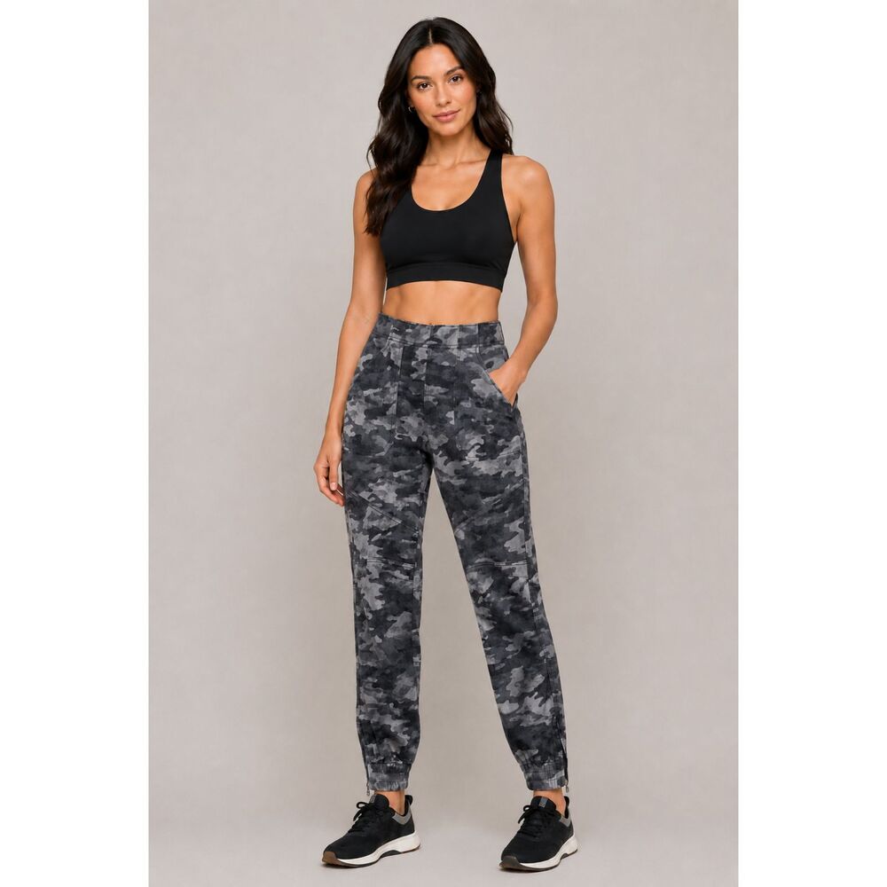 Spanx Stretch Twill Cargo Zip Hem Joggers Camouflage S